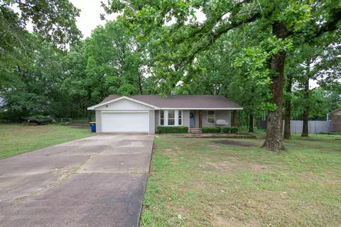 32 Seven Point Ln, Cabot, AR 72023