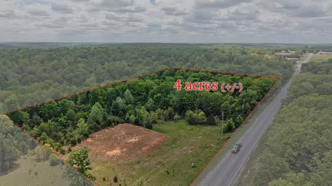 203 W Church St, Horseshoe Bend, AR 72512