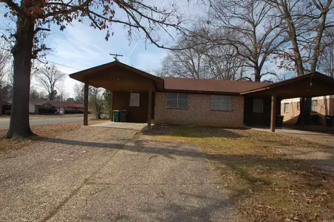 8205 E Woodview Dr, Sherwood, AR 72120