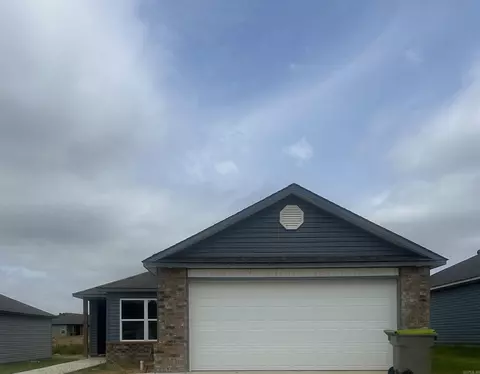 8056 Chesapeake Trl, Bauxite, AR 72011