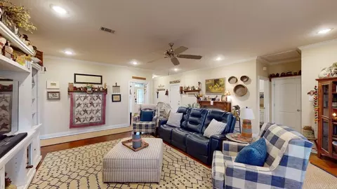 Living - 1875 Pecan Creek Dr, Conway, AR 72034 photo 3 of 3