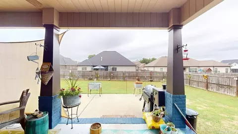 Exterior - 1875 Pecan Creek Dr, Conway, AR 72034 photo 3 of 6
