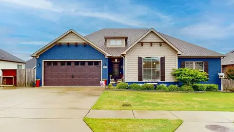 1875 Pecan Creek Dr, Conway, AR 72034
