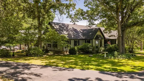 6 W Springhill Dr, Greenbrier, AR 72058