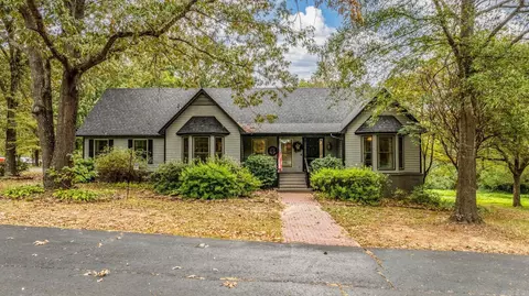 6 W Springhill Dr, Greenbrier, AR 72058