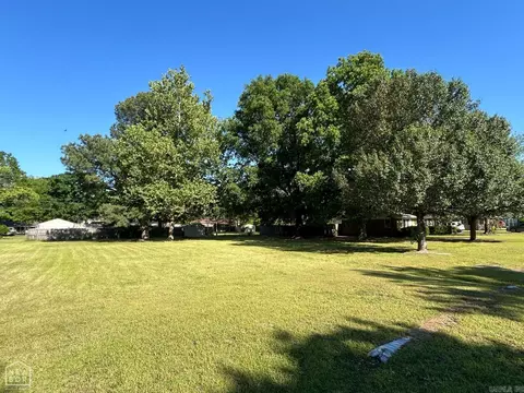 Exterior - 108 N Pecan, Tuckerman, AR 72473 photo 6 of 8