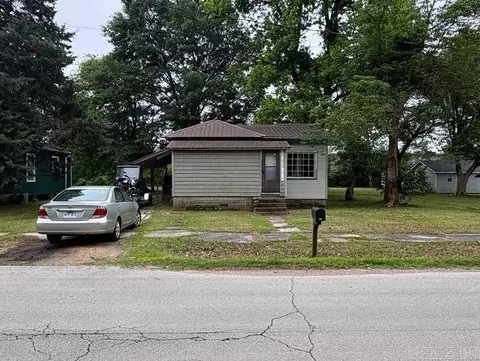 217 Oak St, Trumann, AR 72472