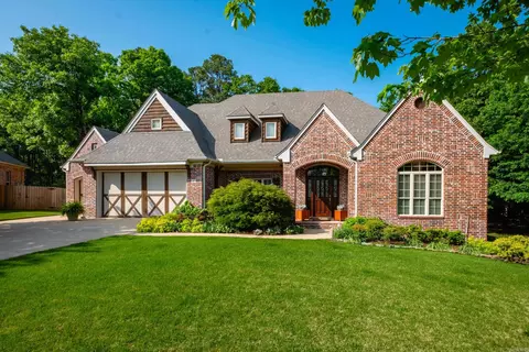 11 Wellington Parish Cv, Little Rock, AR 72211