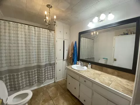 Bath - 164 E Main St, Calion, AR 71724 photo 3 of 4