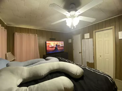 Bedroom - 164 E Main St, Calion, AR 71724 photo 2 of 6