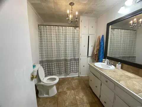 Bath - 164 E Main St, Calion, AR 71724 photo 2 of 4