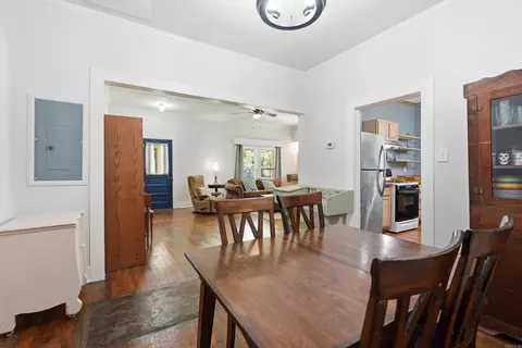 Dining - 211 NE Third St, Bryant, AR 72022 photo 1 of 3