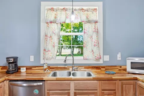 Kitchen - 211 NE Third St, Bryant, AR 72022 photo 1 of 4