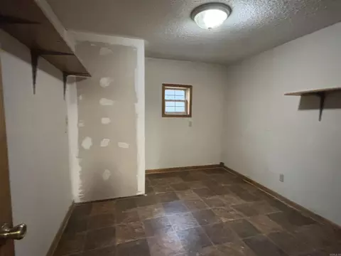 Bedroom - 703 W 4th St, Lonoke, AR 72086 photo 1 of 5