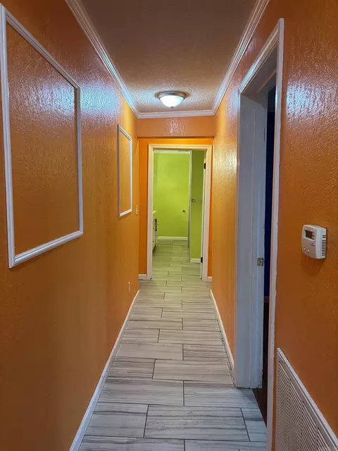 Entry Way - 703 W 4th St, Lonoke, AR 72086 photo 3 of 3