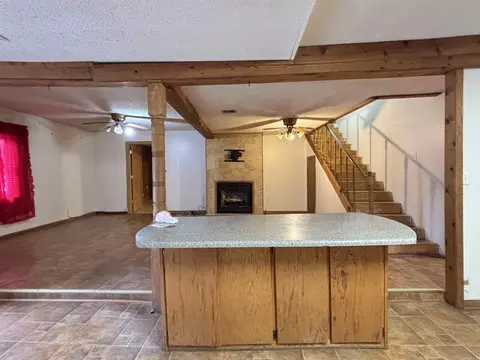 Living - 703 W 4th St, Lonoke, AR 72086 photo 1 of 4