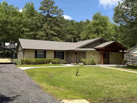 210 Gary Dr, Mena, AR 71953