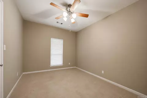 Bedroom - 1320 Crosspoint, Conway, AR 72034 photo 4 of 4
