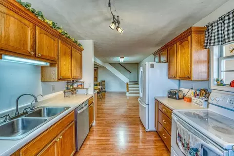 Kitchen - 227 Nc 3690, Harrison, AR 72601 photo 4 of 4