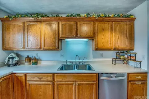 Kitchen - 227 Nc 3690, Harrison, AR 72601 photo 3 of 4