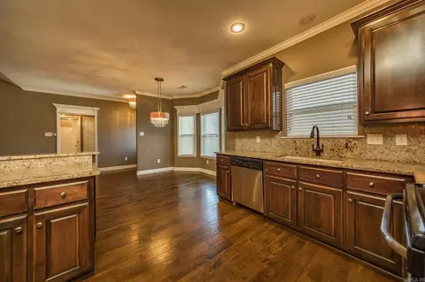 Kitchen - 107 Hudson Branch Dr, Austin, AR 72007 photo 4 of 5