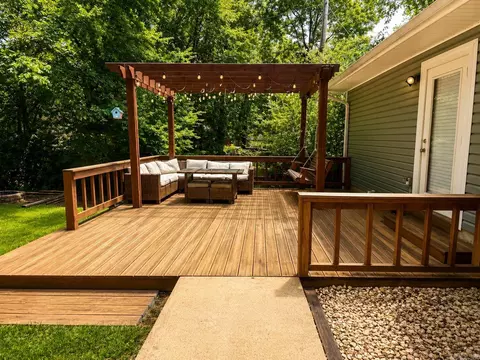Exterior - 1403 Misty Dr, Benton, AR 72019 photo 4 of 4