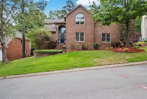 32 Chimney Sweep Ln, Little Rock, AR 72212