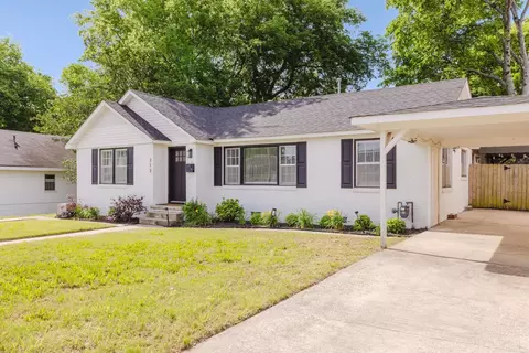Exterior - 213 E Narroway, Benton, AR 72015 photo 5 of 9
