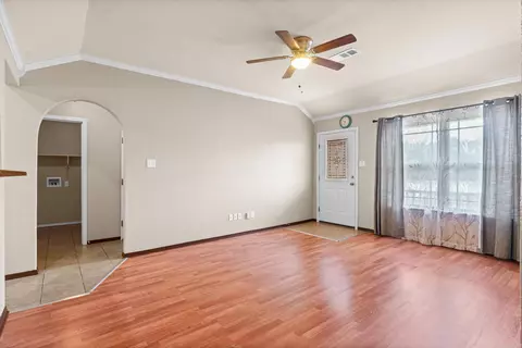 Living - 14616 Woodside Place Loop, Alexander, AR 72002 photo 2 of 4