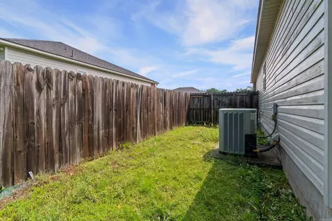 Exterior - 14616 Woodside Place Loop, Alexander, AR 72002 photo 8 of 10