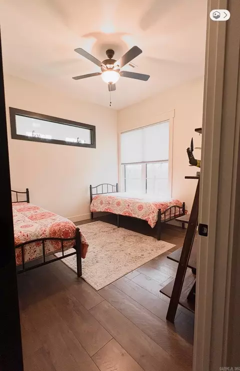 Bedroom - 64 Moseley Ln, Conway, AR 72032 photo 2 of 3
