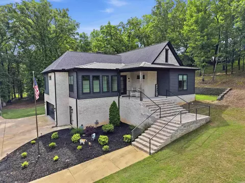 64 Moseley Ln, Conway, AR 72032