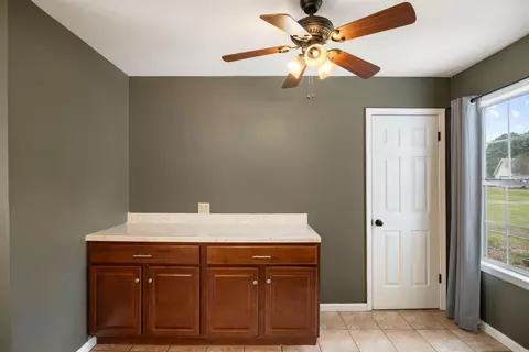 Entry Way - 13298 Dixie Ln, Trumann, AR 72472 photo 2 of 2