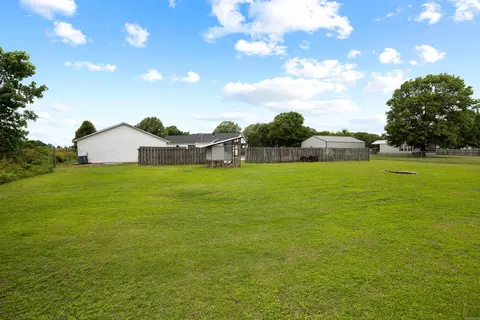Exterior - 13298 Dixie Ln, Trumann, AR 72472 photo 9 of 11