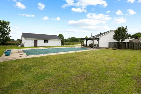Exterior - 13298 Dixie Ln, Trumann, AR 72472 photo 7 of 11