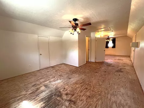 Bedroom - 1894 Oak Grove Loop, Timbo, AR 72680 photo 8 of 8