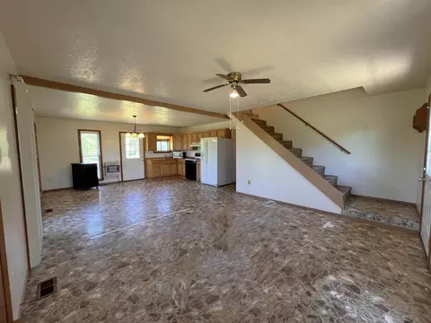 Living - 1894 Oak Grove Loop, Timbo, AR 72680 photo 2 of 2