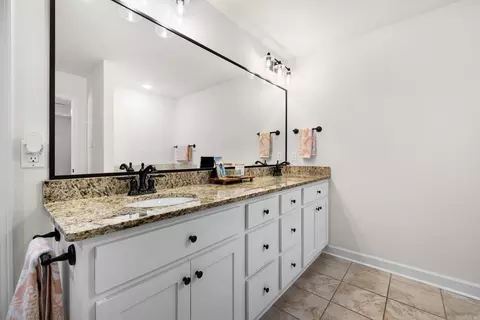 Bath - 54 Cimarron Cir, Cabot, AR 72023 photo 1 of 4