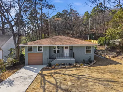 1700 Lilac Cir, Little Rock, AR 72202