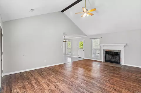 Living - 137 Langston Ln, Beebe, AR 72012 photo 2 of 2