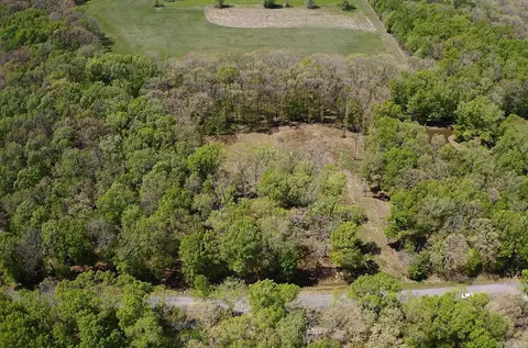 135 W Eden Park Rd, Searcy, AR 72143 photo 3