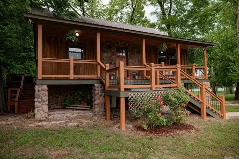 120 Upper Yorktown Dr, Locust Grove, AR 72550
