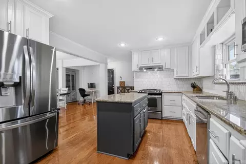 Kitchen - 1016 Jameson Ave, Benton, AR 72015 photo 2 of 4