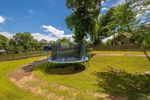 Exterior - 1016 Jameson Ave, Benton, AR 72015 photo 8 of 13