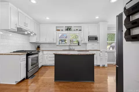 Kitchen - 1016 Jameson Ave, Benton, AR 72015 photo 4 of 4