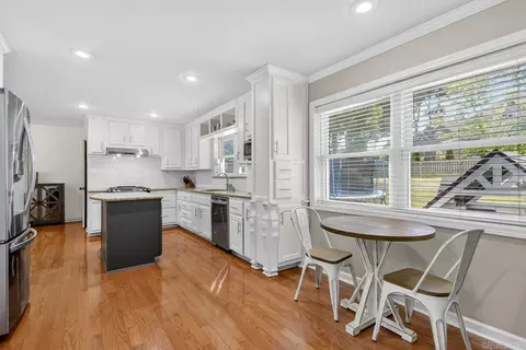 Kitchen - 1016 Jameson Ave, Benton, AR 72015 photo 4 of 4