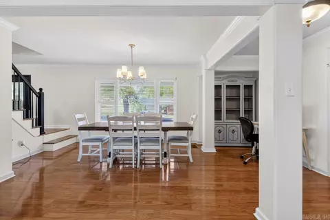 Dining - 1016 Jameson Ave, Benton, AR 72015 photo 2 of 4