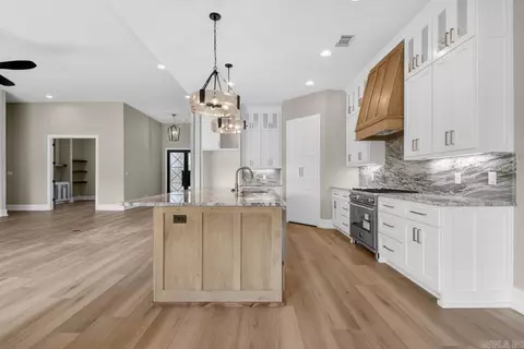 Kitchen - 100 Liberty Oaks Trl, Alexander, AR 72002 photo 3 of 3