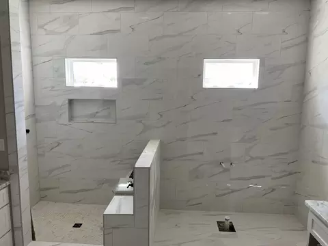 Bath - 100 Liberty Oaks Trl, Alexander, AR 72002 photo 1 of 1
