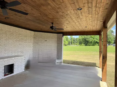 Exterior - 100 Liberty Oaks Trl, Alexander, AR 72002 photo 3 of 4